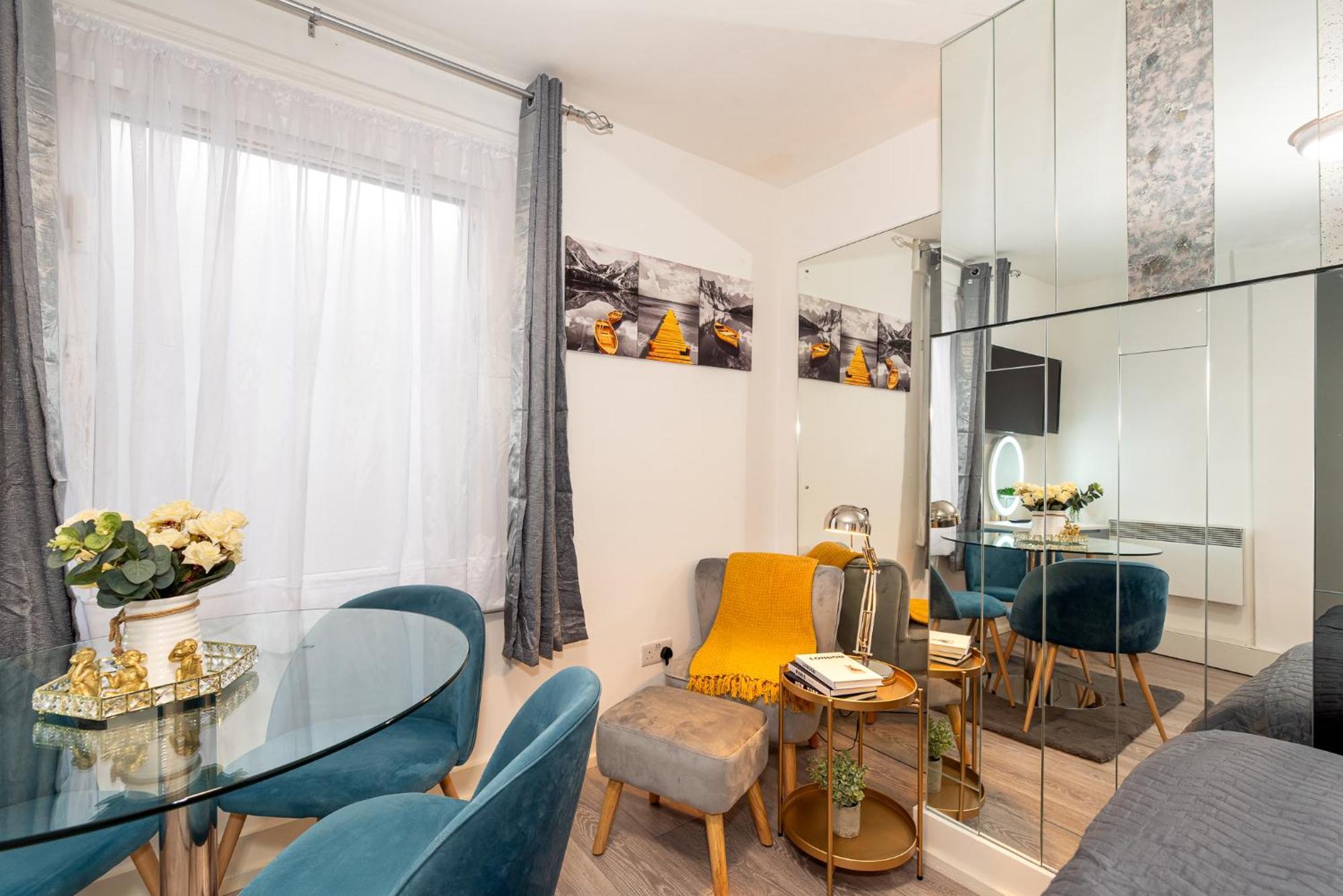 Chic Studio Apartment, Bus 18 To Euston In 30 Min. London Exterior photo